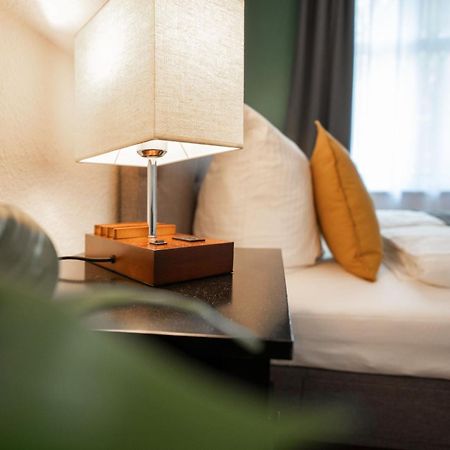 T21 - Apartment Direkt Im Zentrum Mit Parkplatz Хемниц Экстерьер фото