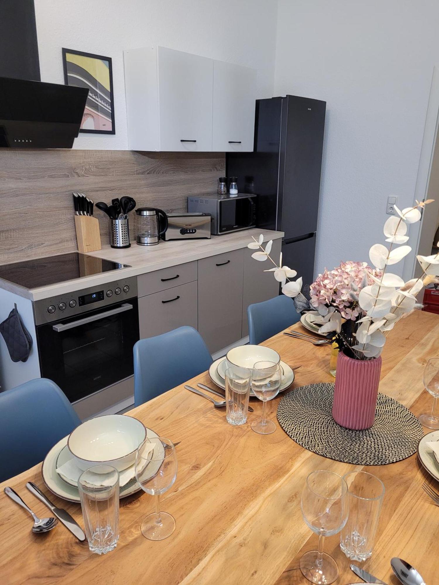 T21 - Apartment Direkt Im Zentrum Mit Parkplatz Хемниц Экстерьер фото