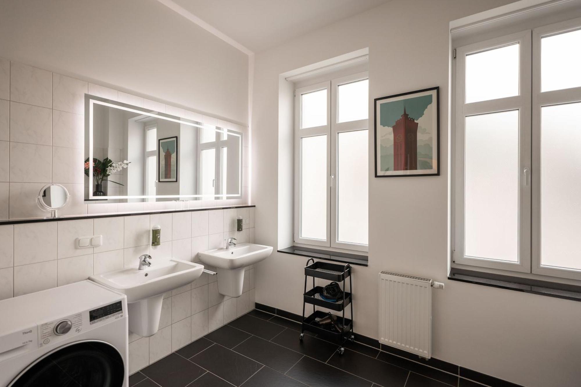 T21 - Apartment Direkt Im Zentrum Mit Parkplatz Хемниц Экстерьер фото