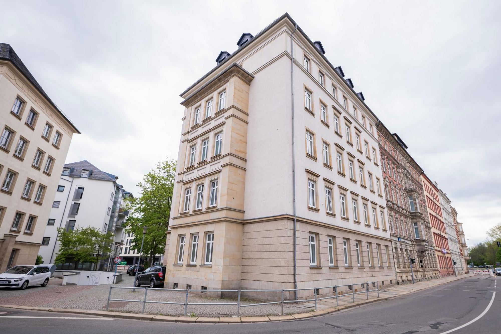 T21 - Apartment Direkt Im Zentrum Mit Parkplatz Хемниц Экстерьер фото
